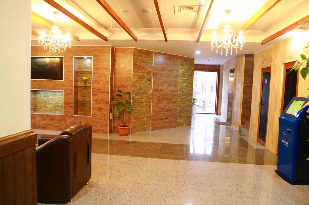 Green City Hotel Bishkek Exterior foto